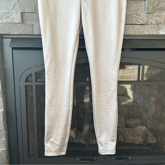 Skims Disco Pants - Picture 4 of 8